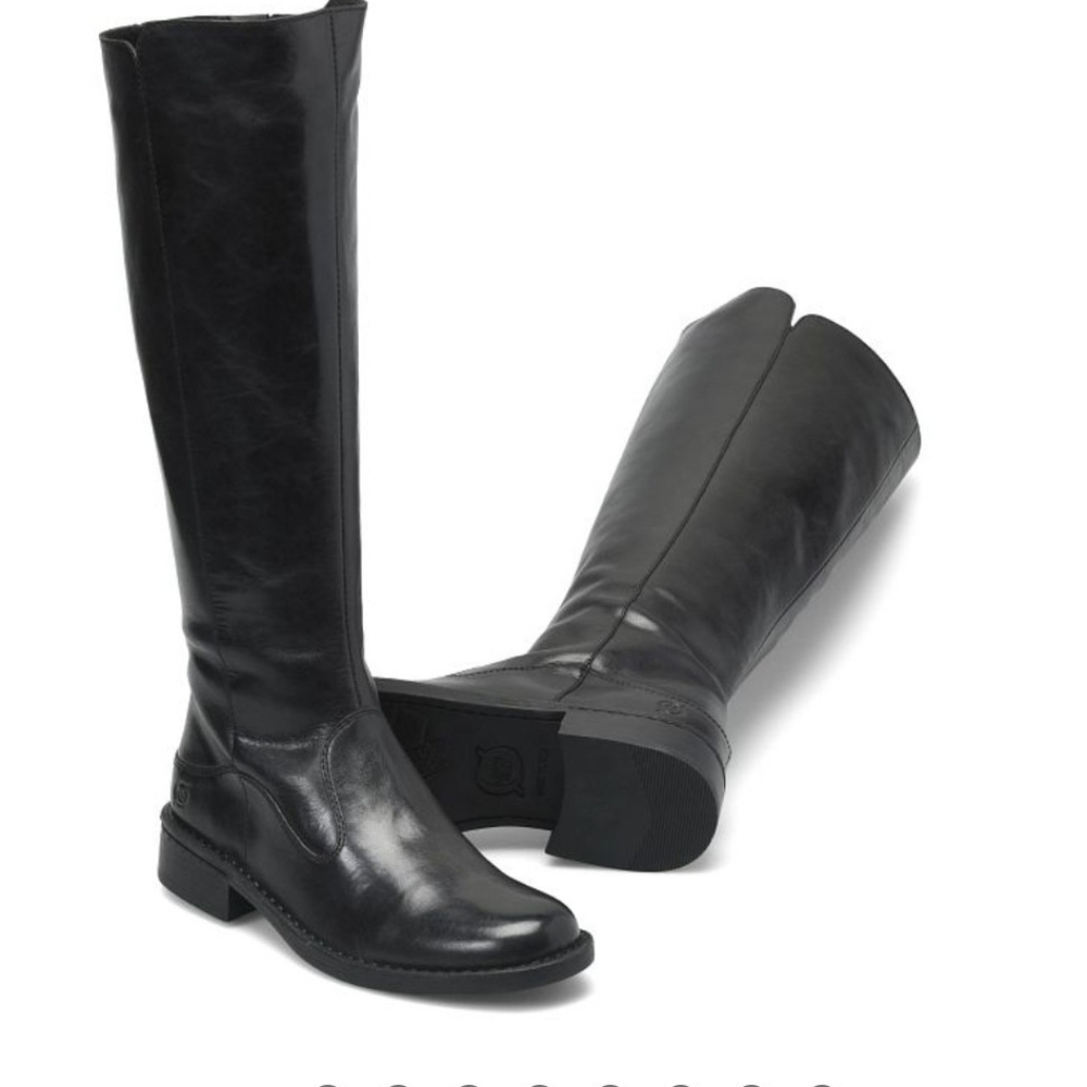 BornWomen's Black Leather Knee-High Boots With Elastic Side Pannel